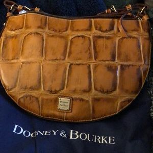 Brand new Vintage Dooney and Bourke Leather Purse